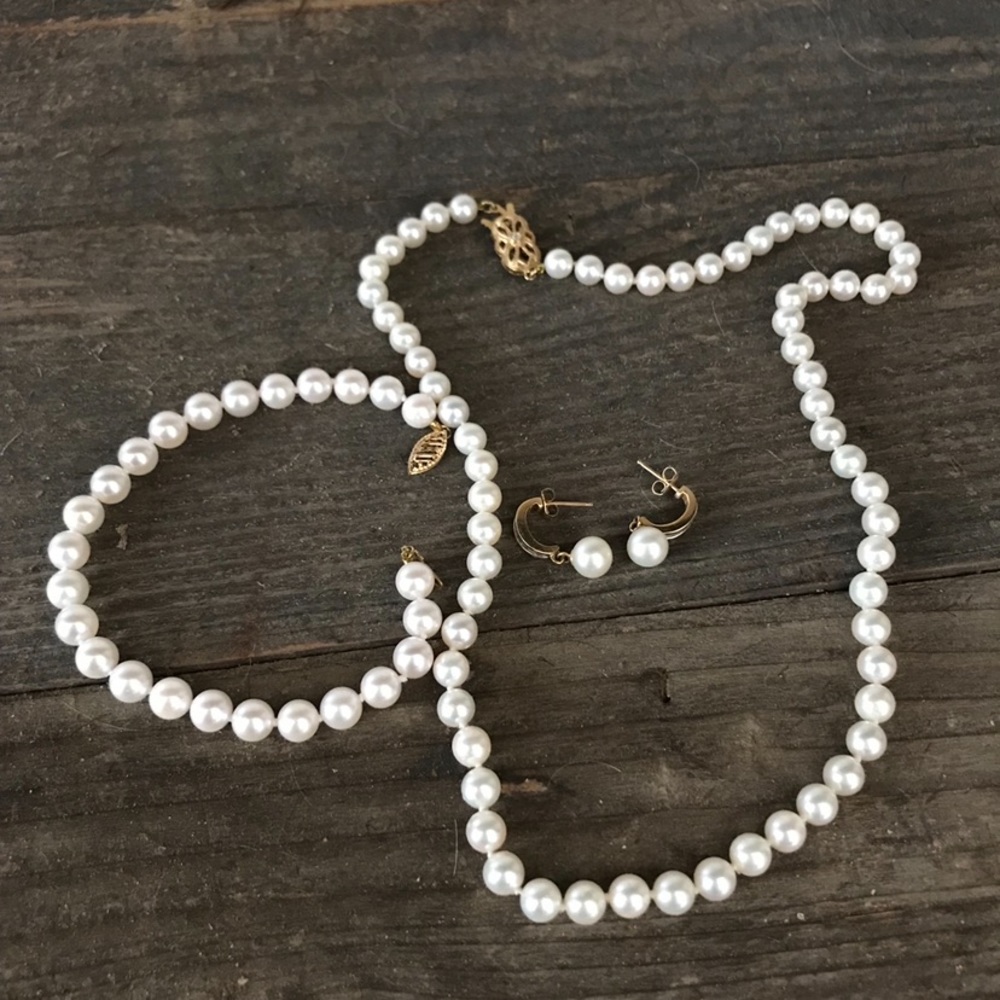 Real Pearl set